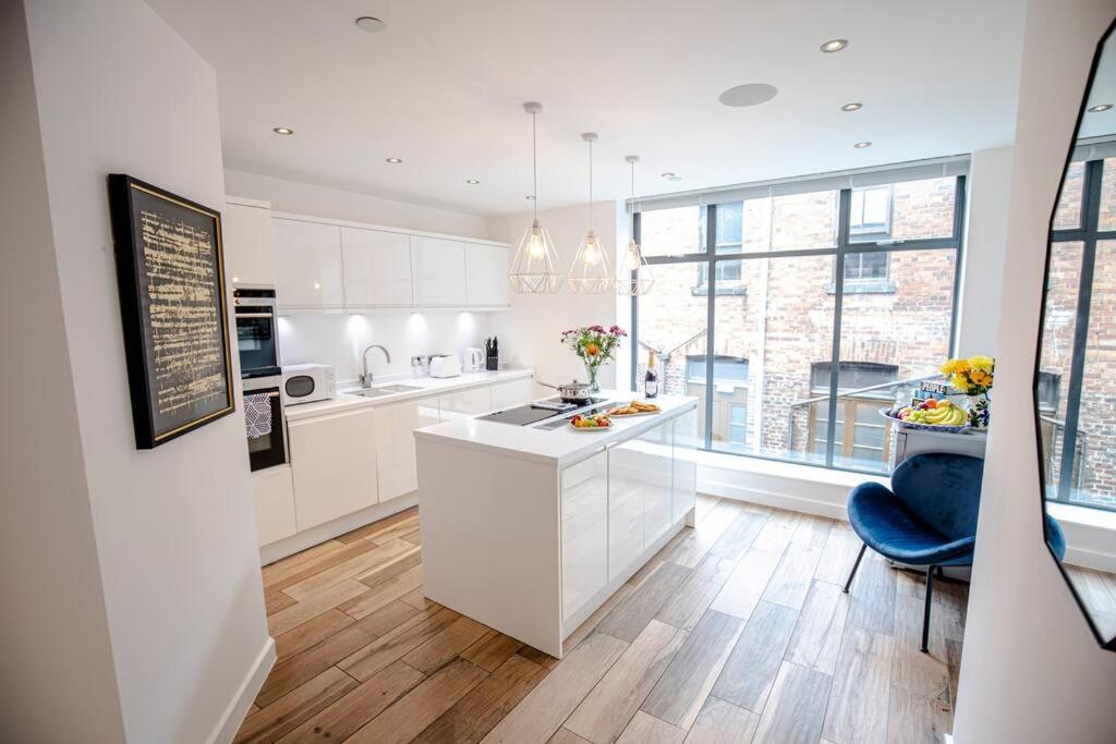 City Superhost: Luxury Deansgate Townhouse Manchester Exterior photo